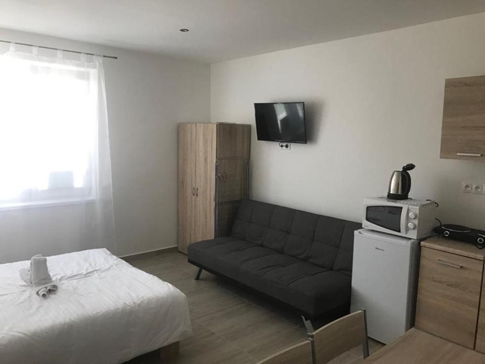 Veľký Meder Apartmany Roland מראה חיצוני תמונה